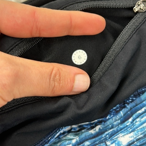 Lululemon Run Times Short II *4" Shorelines Multi Blue / Black - Picture 7 of 7